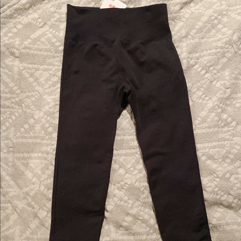 NWT heattech seamless leggings M extra thick